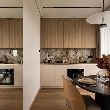 Apartment Panorama Center Main Station