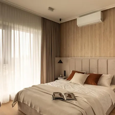 Panorama Center Main Station