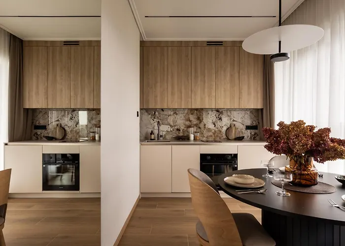 Apartment Panorama Center Main Station