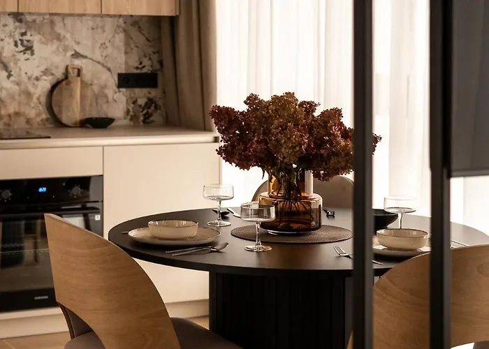 Apartment Panorama Center Main Station